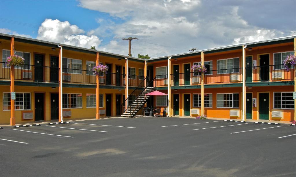 Americas Best Value Inn - Пендлтон Экстерьер фото