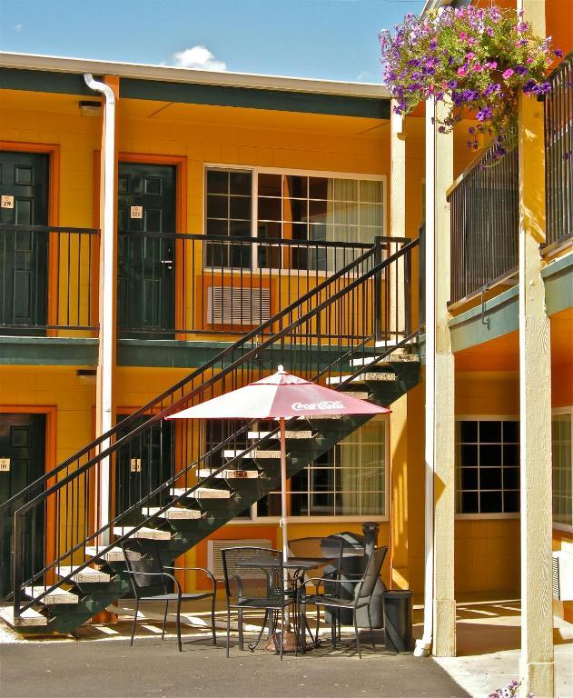 Americas Best Value Inn - Пендлтон Экстерьер фото