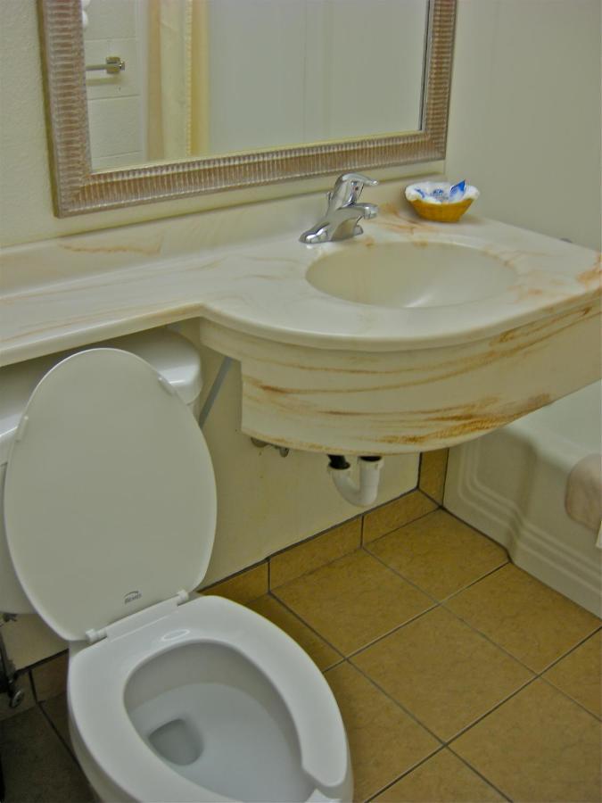 Americas Best Value Inn - Пендлтон Номер фото
